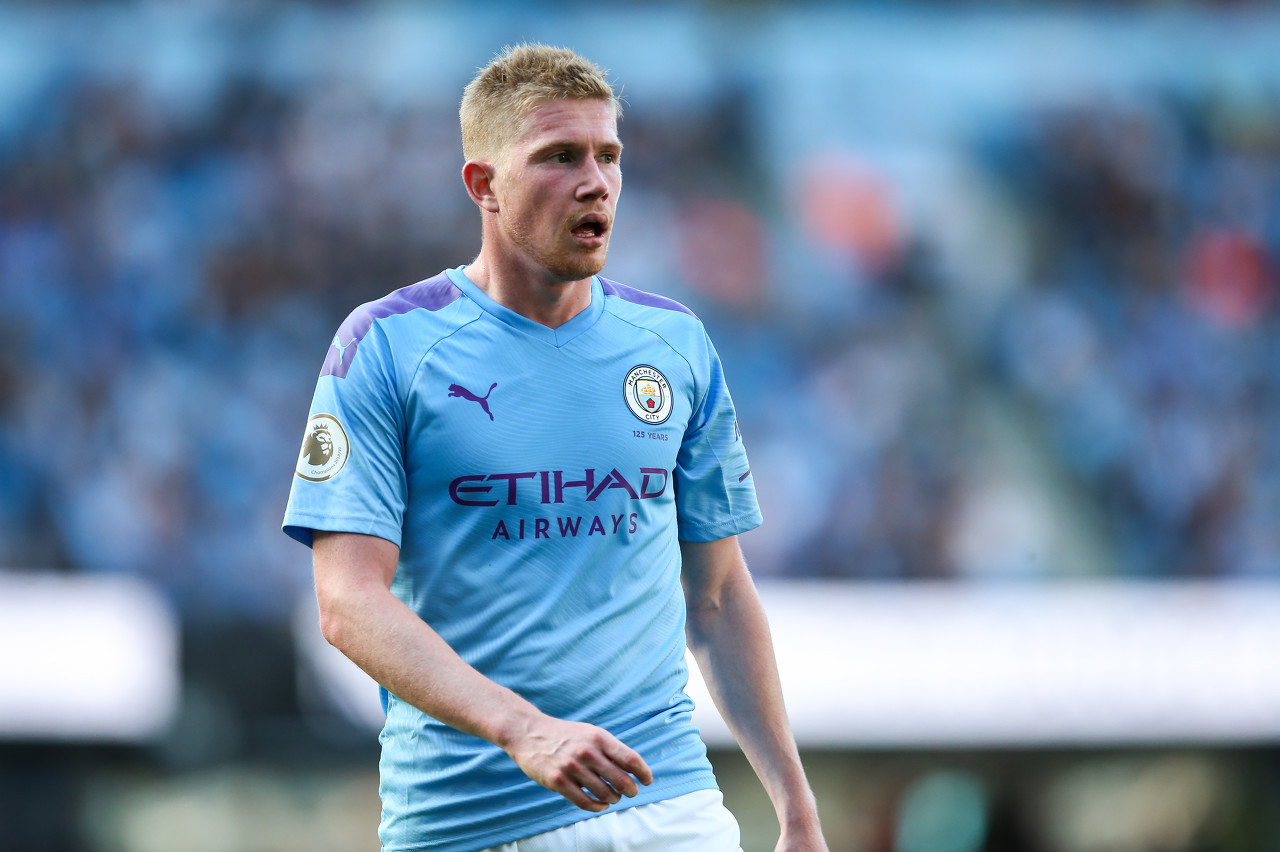 背后是对自 背后是对自