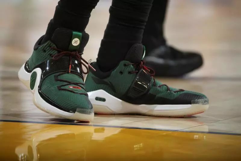 而远距离拉 而远距离拉